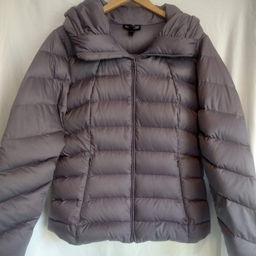 Patagonia Down Jacket Women's Large